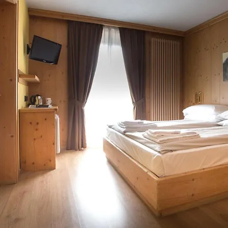 Angelica Hotel